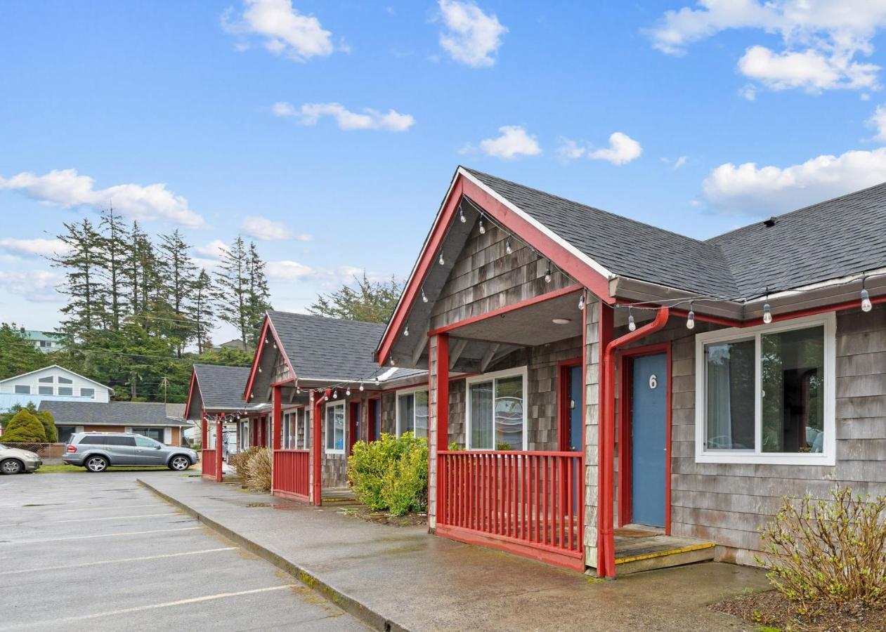 Surf & Sand Inn Pacific City Exterior photo