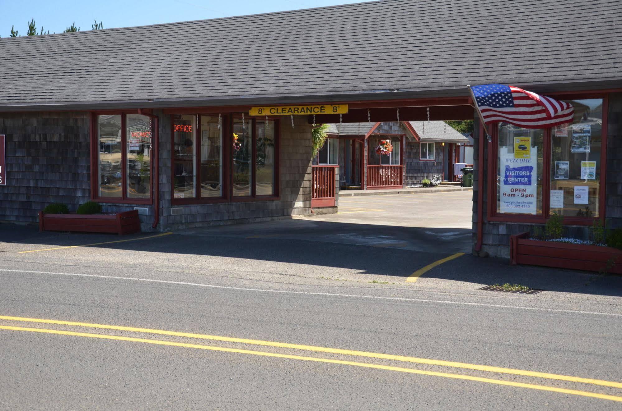 Surf & Sand Inn Pacific City Exterior photo